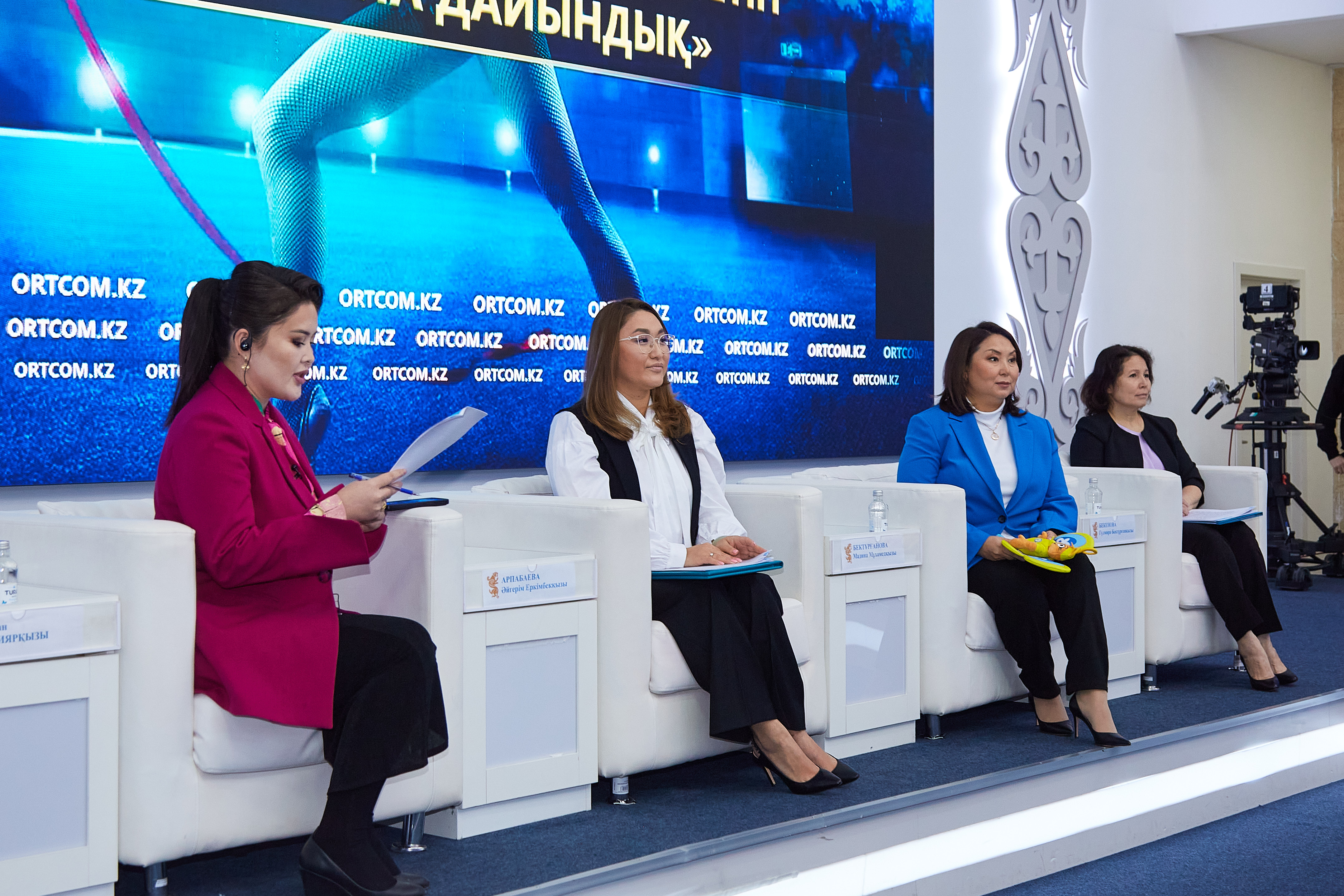Пресс-конференця в СЦК 